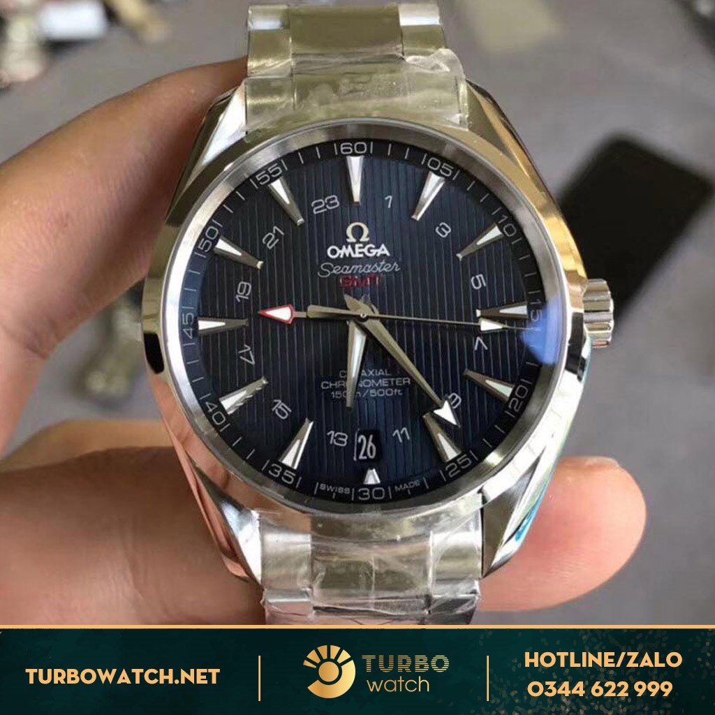 Ngắm nhìn mẫu đồng hồ Omega Aqua Terra GMT Chronometer fake 1-1 mang vẻ đẹp lịch sự siêu cuốn hút