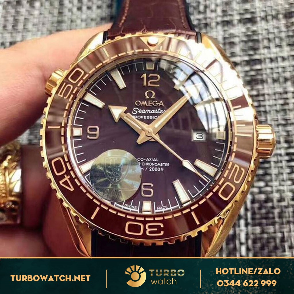 Chiếc đồng hồ Omega replica 1-1 Planet Ocean Co-Axial Master mang nét đẹp xa xỉ và quyến rũ
